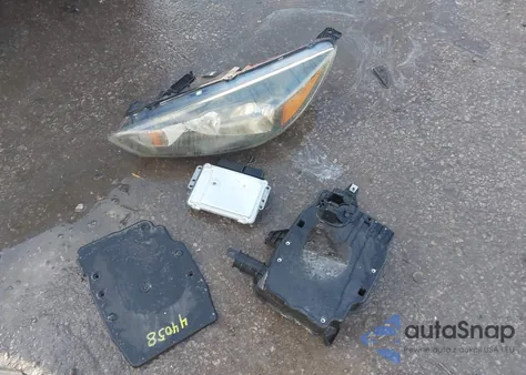 2016 Ford Focus Se из США, поврежденный, VIN 1FADP3K26GL360787